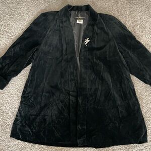 Jessica Simpson collections dressy coat. Flared hem or A-line shape,& open front